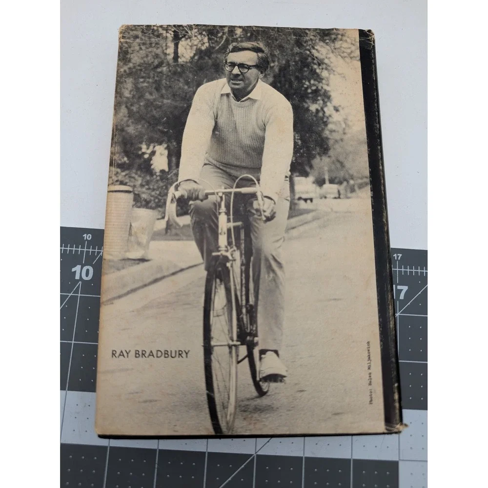 Ray Bradbury The Illustrated Man Hardcover Book Club Edition 1951 Vintage